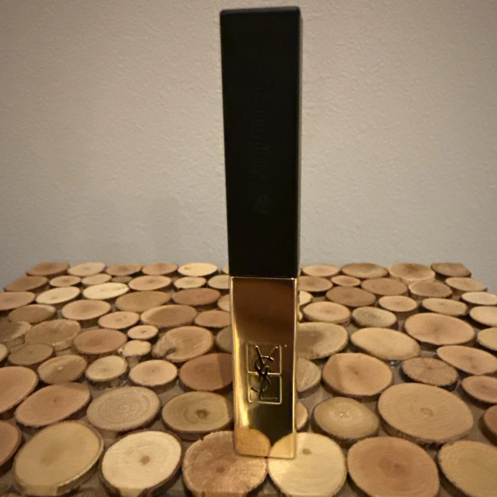 YSL‎ The Slim Lipstick 09 NWOB